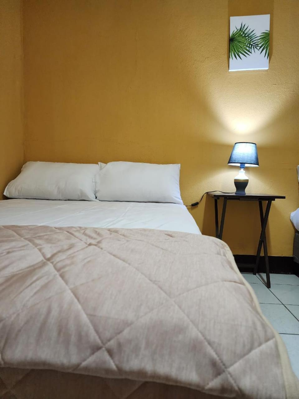 Casa Cempoal Bed & Breakfast Гранада Екстериор снимка