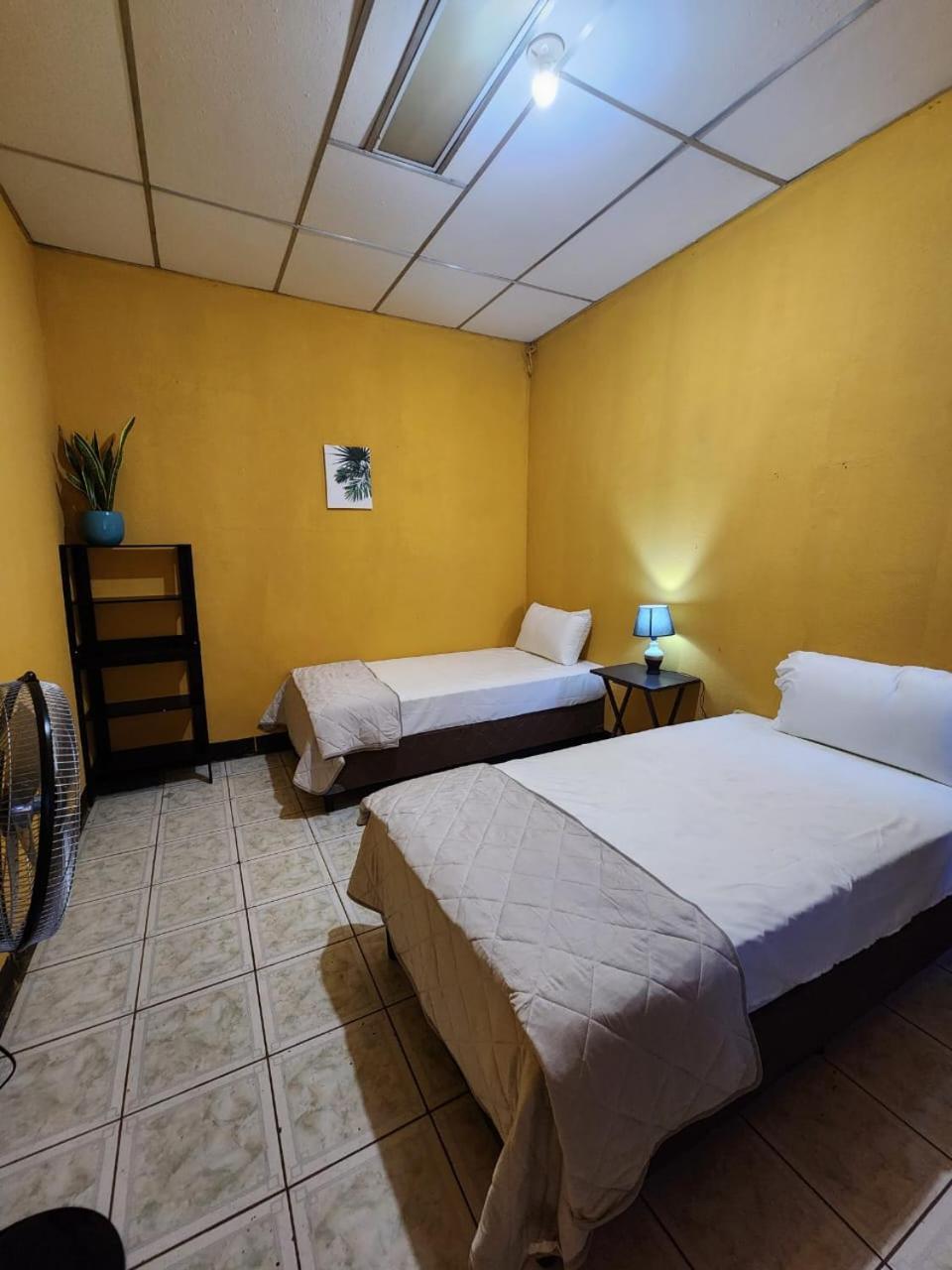 Casa Cempoal Bed & Breakfast Гранада Екстериор снимка