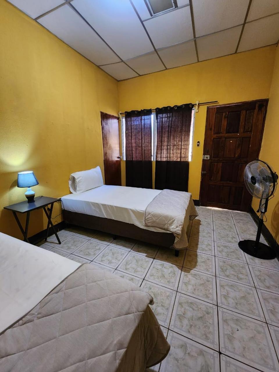 Casa Cempoal Bed & Breakfast Гранада Екстериор снимка